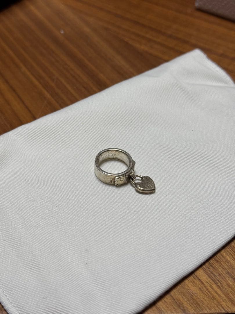 Tiffany & Co. ハート型ロックリング