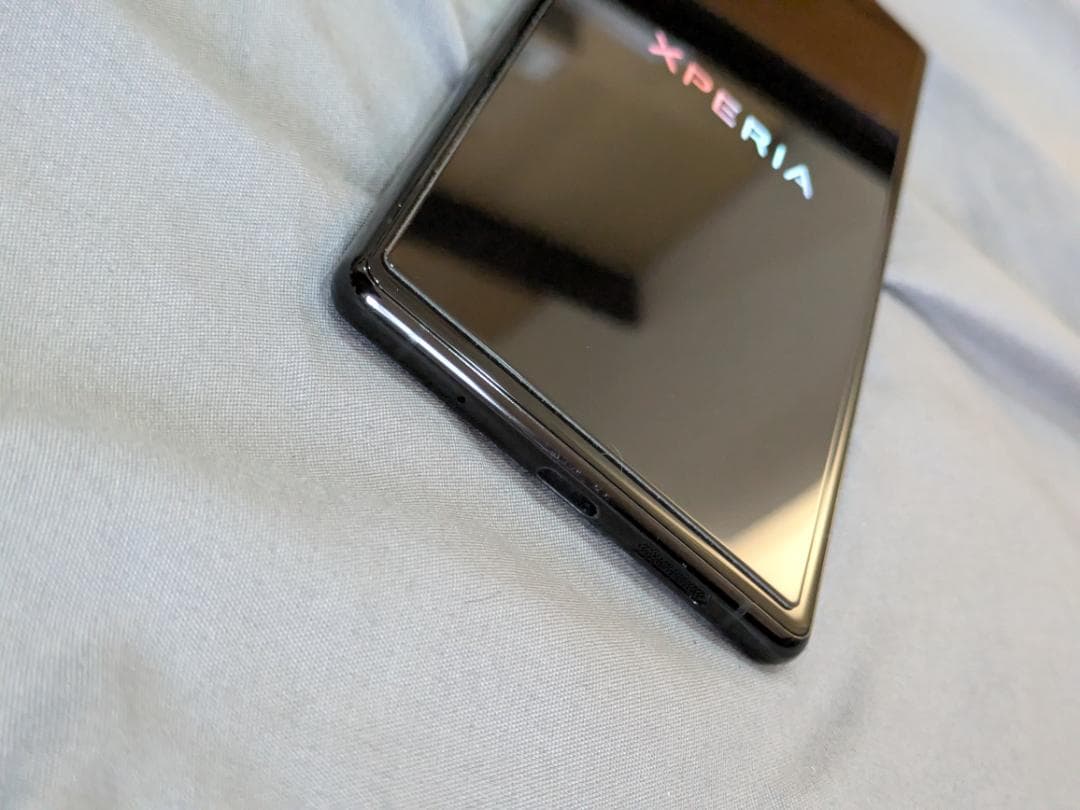 美品 SONY XPERIA 1 SOV40 64GB/ブラック/キャリア au