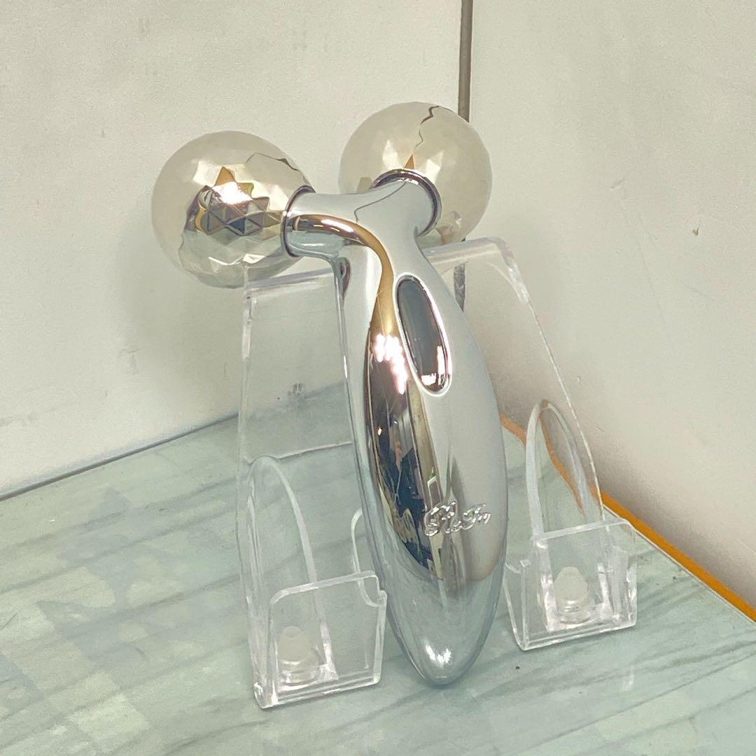 リファカラットレイ 美顔ローラー 未使用品
