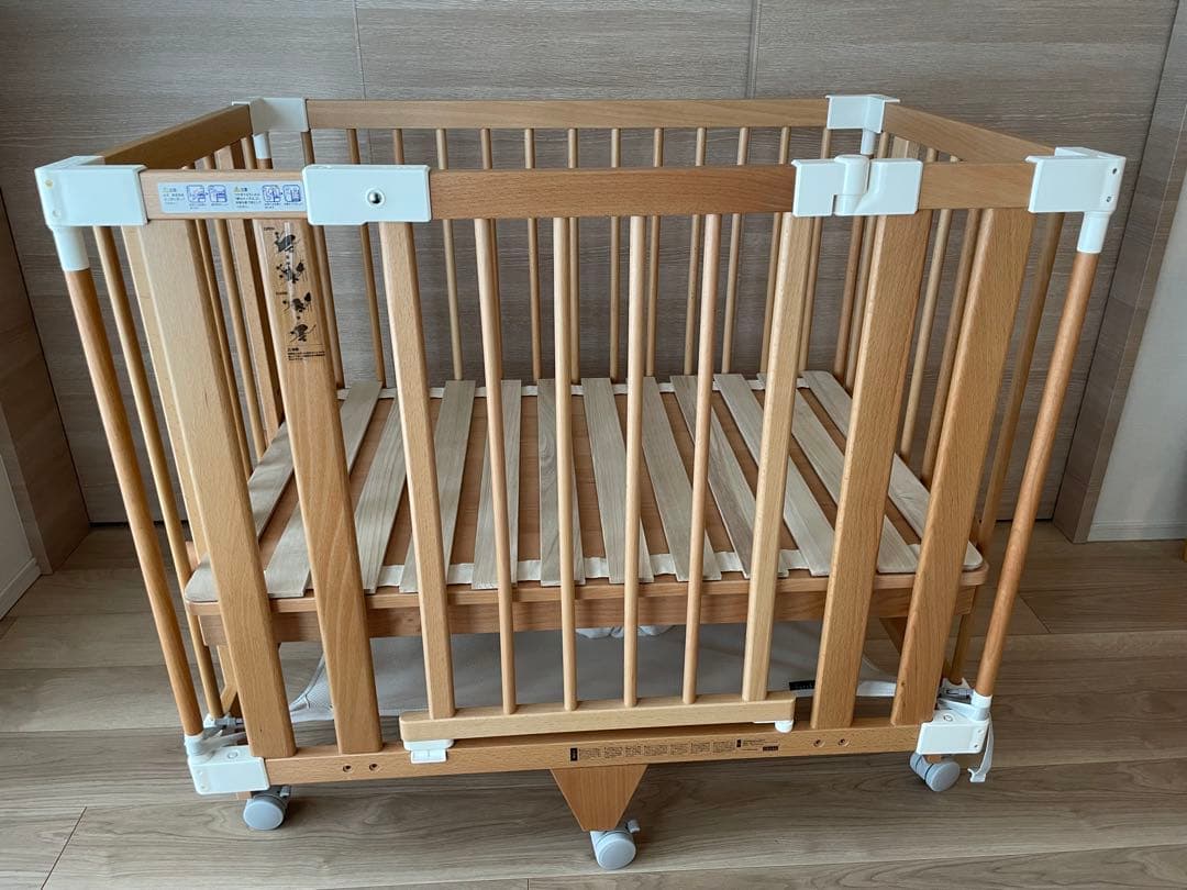 【美品】ファルスカ　［ミニサイズ］クリエイティブコット　ベビーベッド