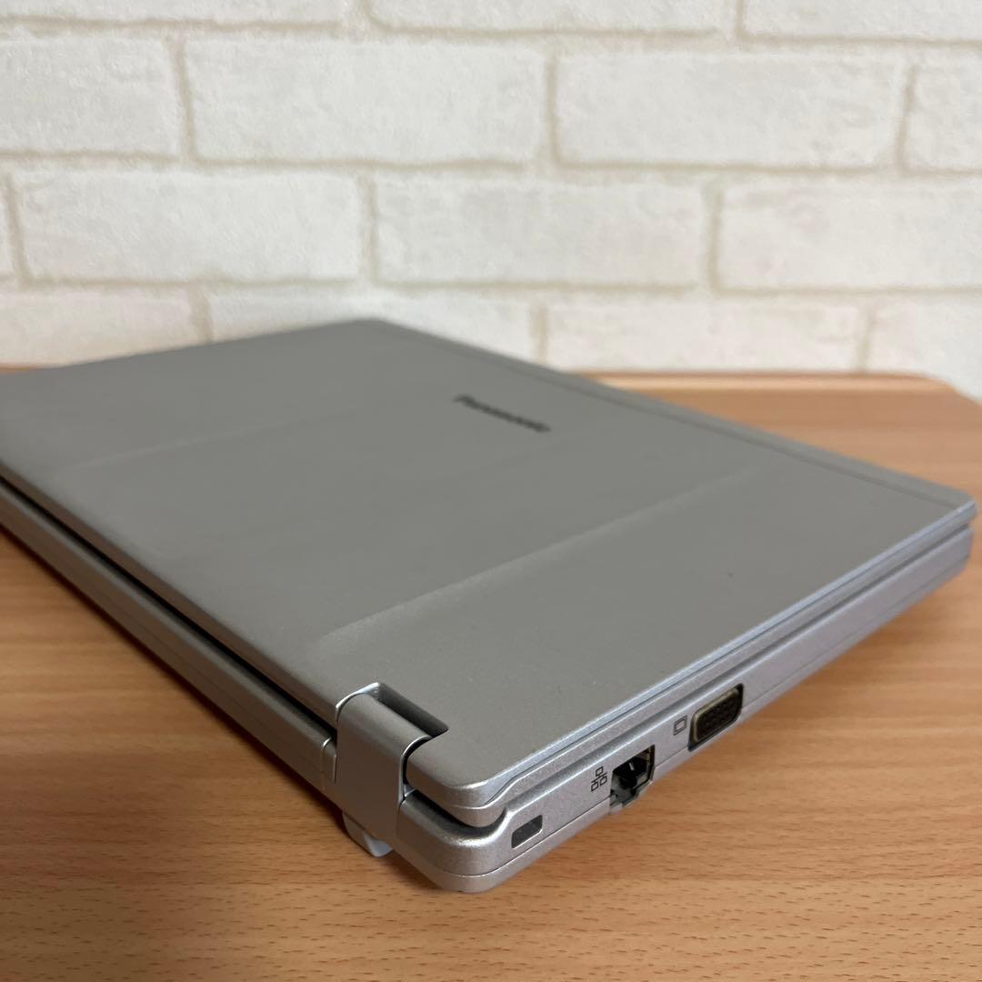 パナソニック　Win11 Corei5-7200 メモリ８G / SSD256G