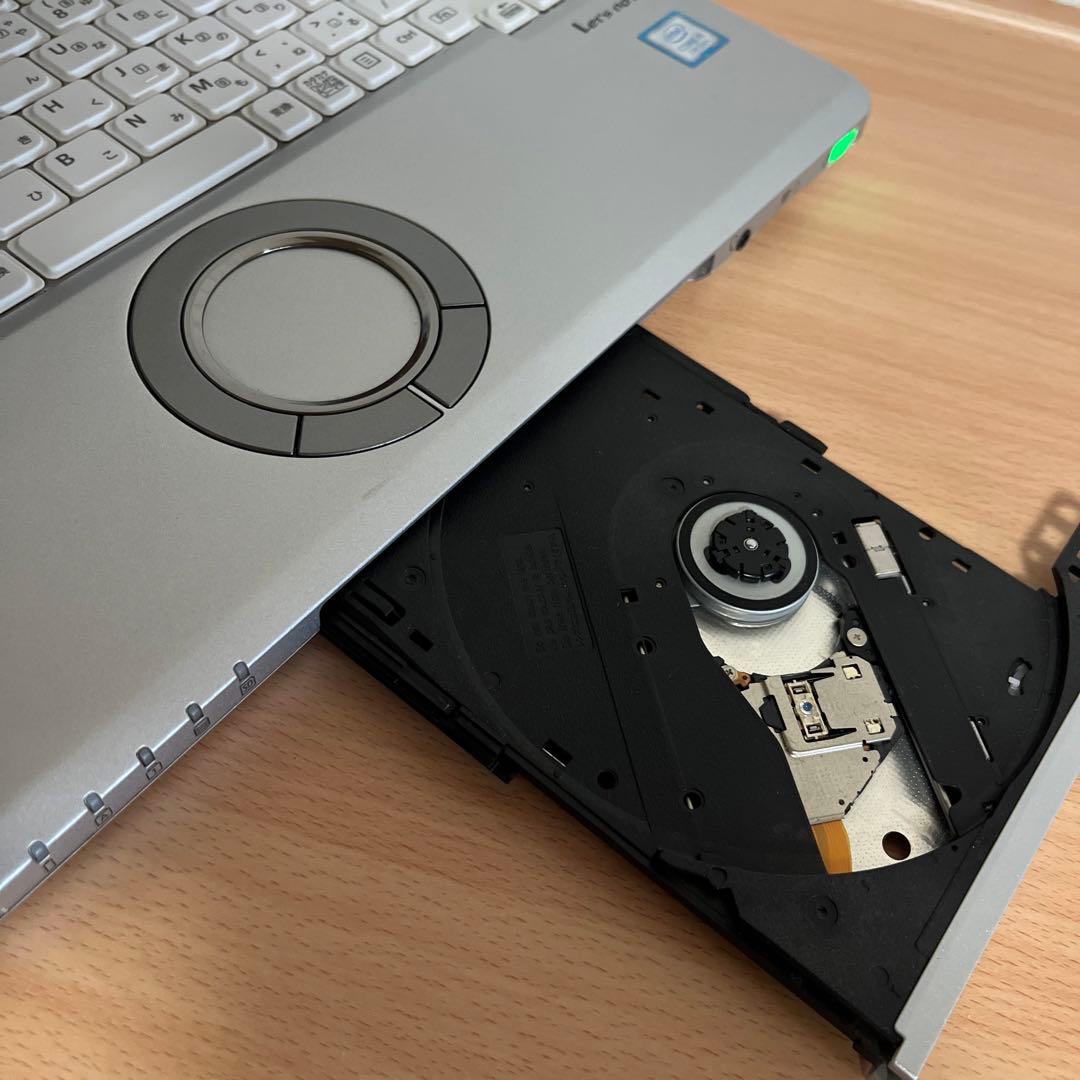 パナソニック　Win11 Corei5-7200 メモリ８G / SSD256G