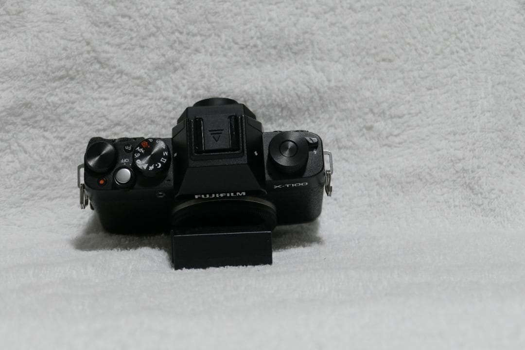 FUJIFILM X-T100 ミラーレス一眼カメラ