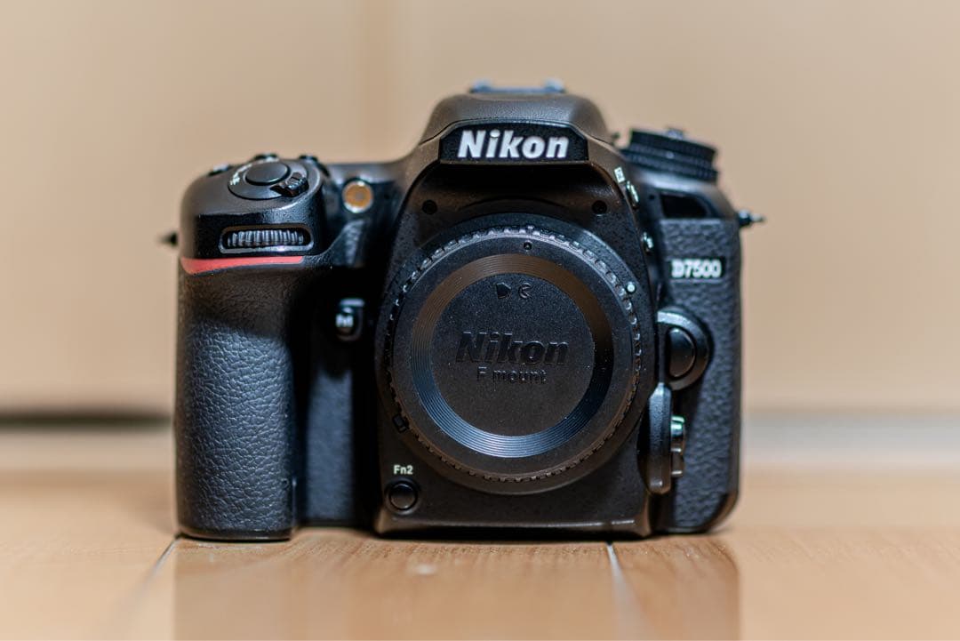 【週末限定値下げ】Nikon D7500 レンズキット 28-70mm f2.8