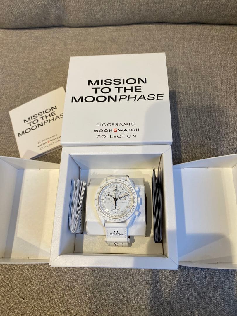 swatch OMEGA × SNOOPY