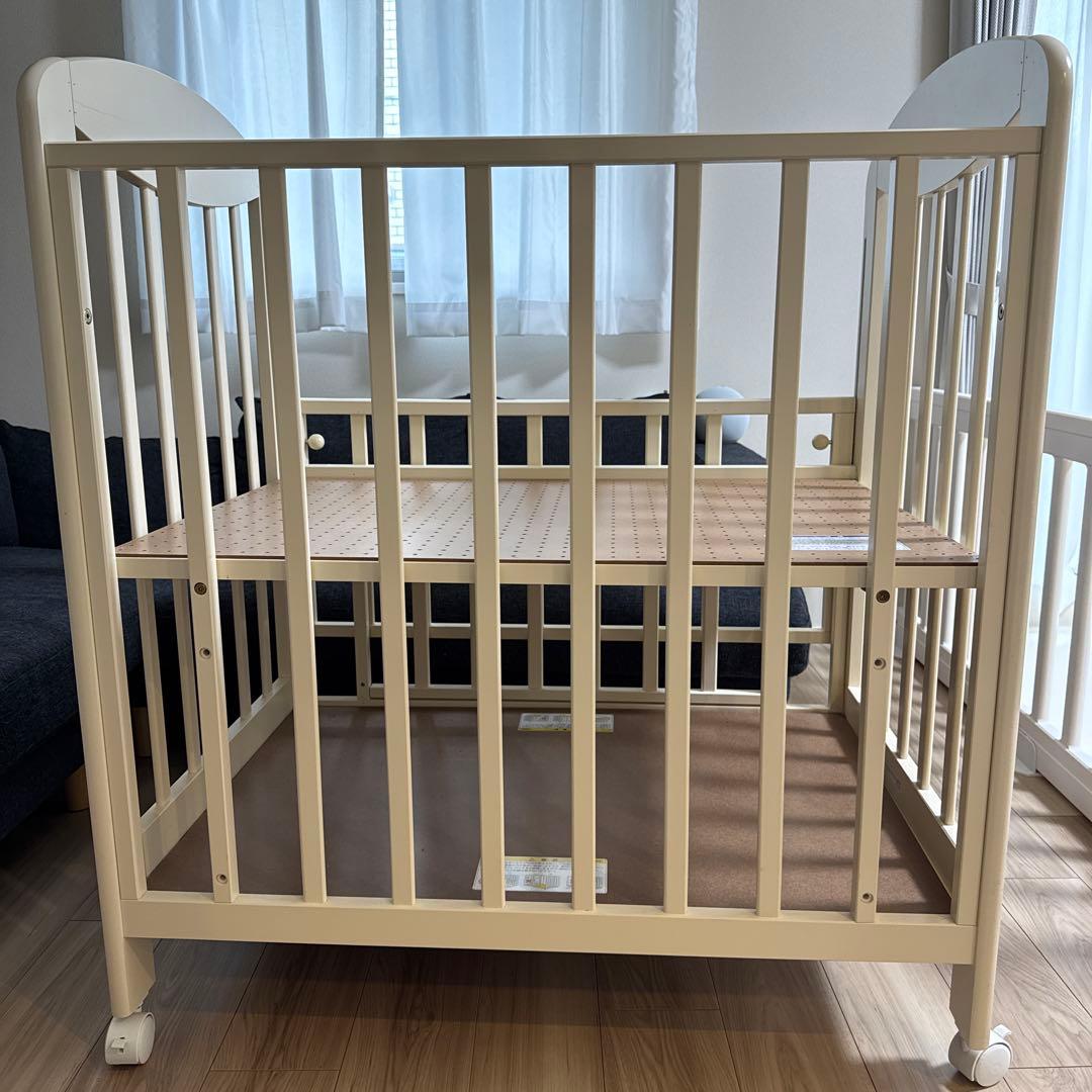 【匿名配送】 カトージ ベビーベッド ミニベビーベッド アイボリー 白