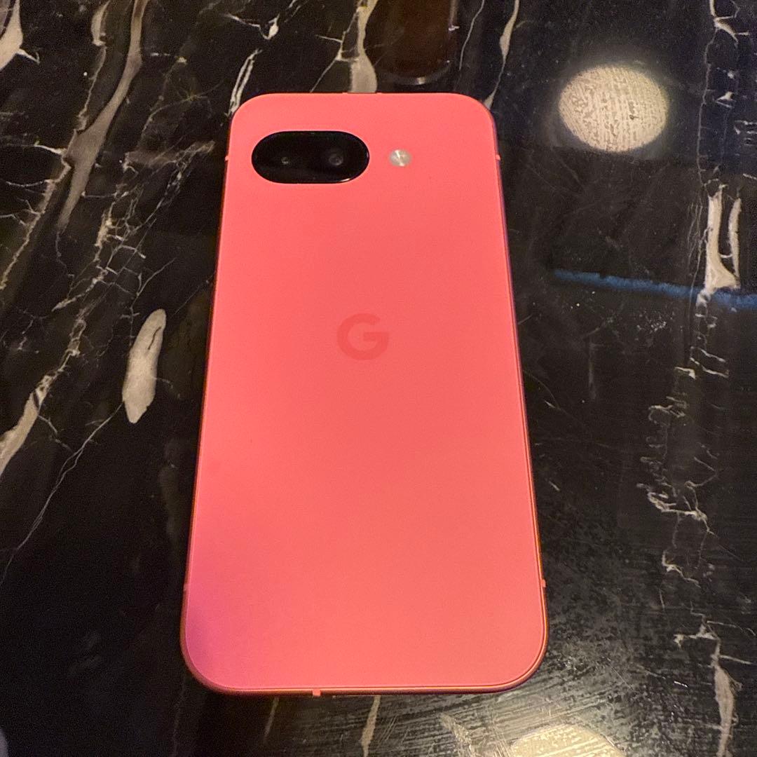 Google Pixel 9a 128GB Peony 本体