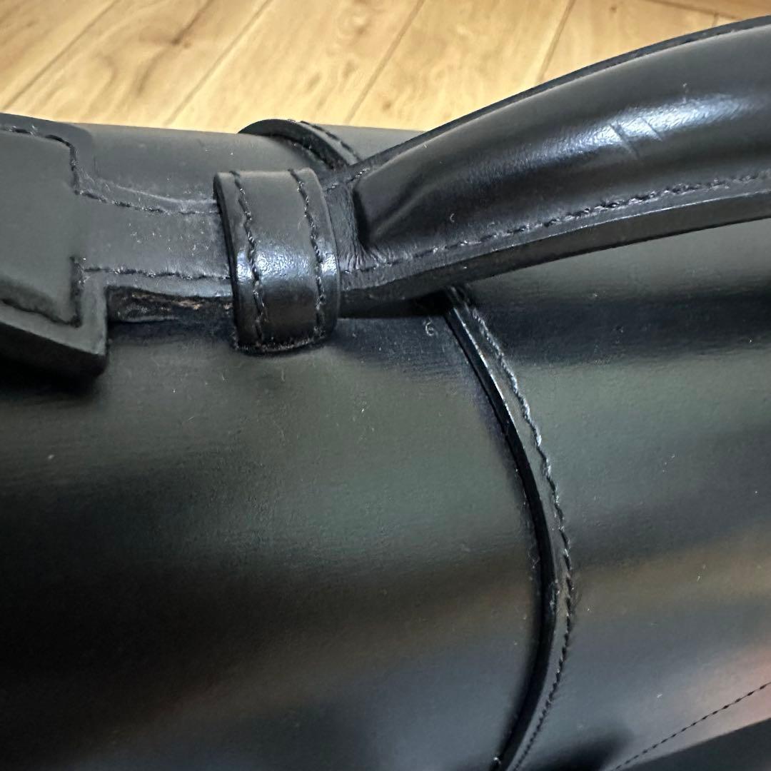 カルティエ　ビジネスバック　レザー　黒