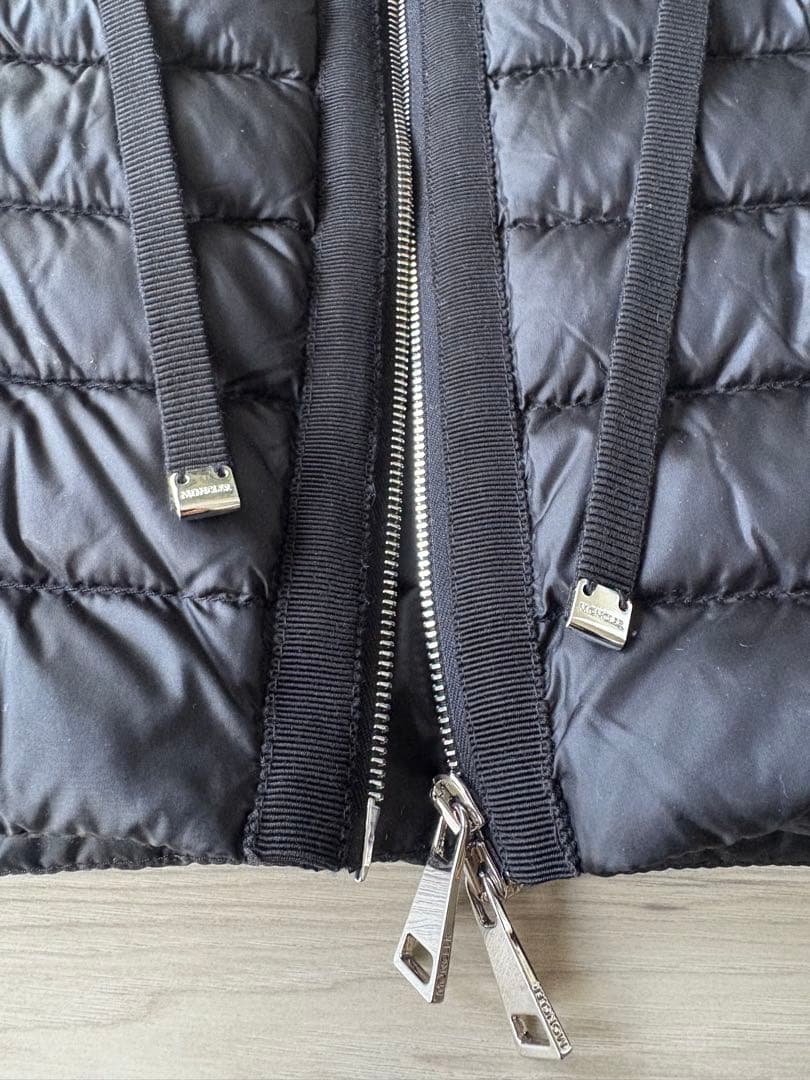 【値下げ】モンクレール Raie ショートダウンジャケット