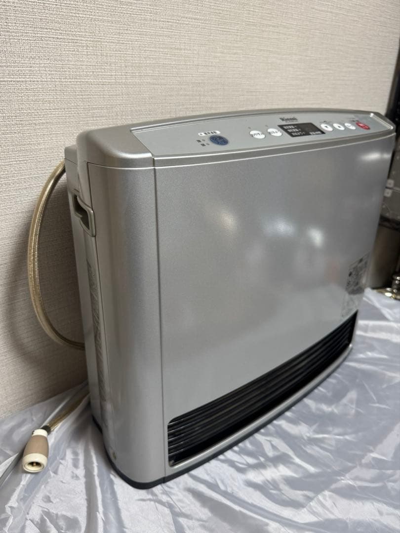 Rinnai RC-E5801TAC ガスファンヒーター　ガスホース付き