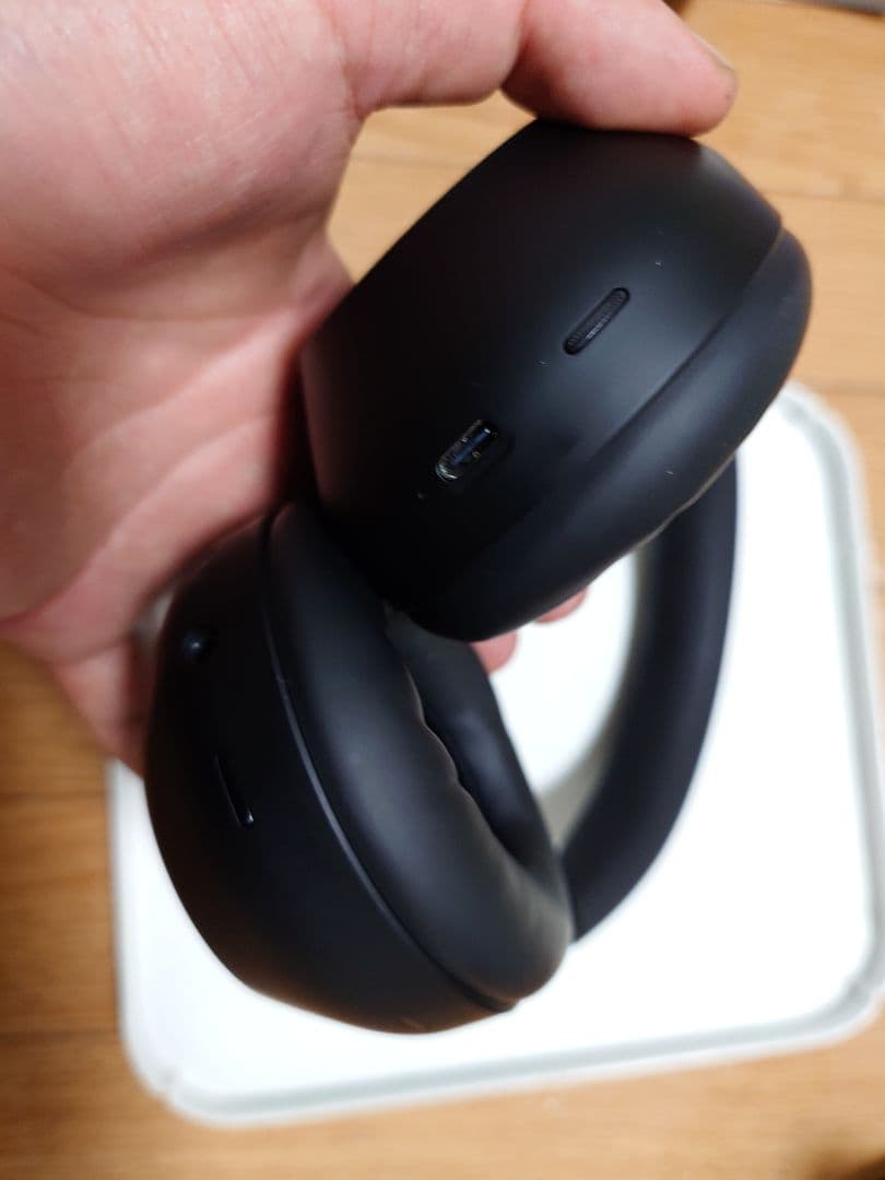 WH-1000XM6　ブラック当日発送［化粧箱・ケース・付属品完備］