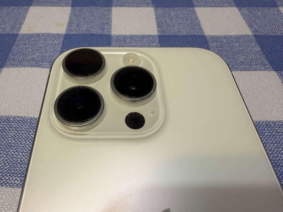 Apple iPhone 16pro ホワイトチタニウム 1TB