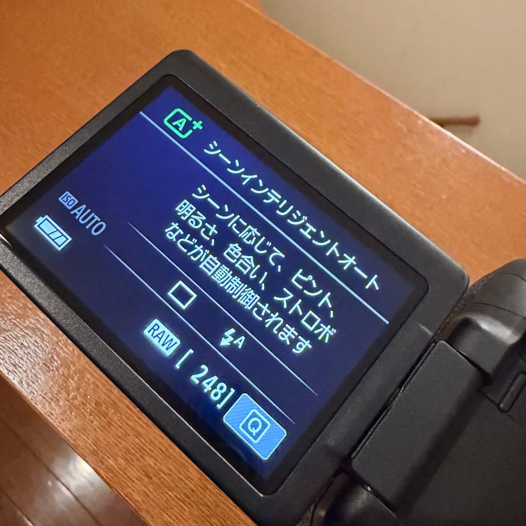 Canon EOS kiss X8i ダブルズームキット