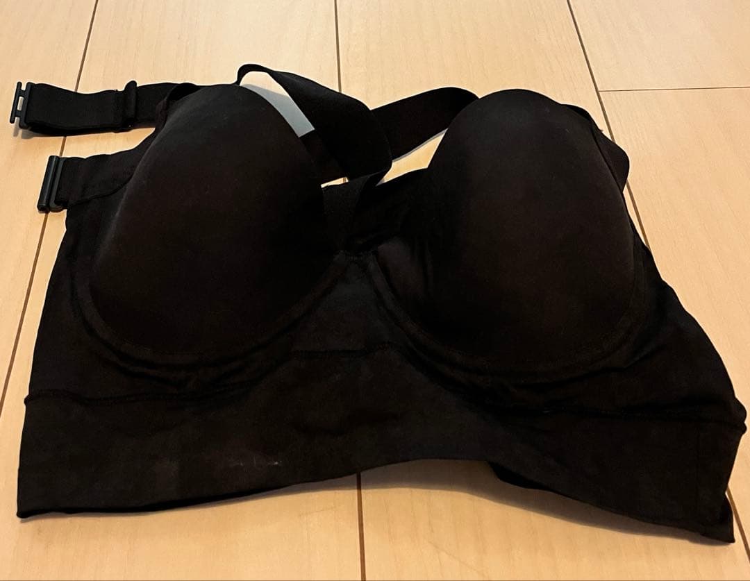 専用　バレンタインセール　ホルミーバンテージブラジャー　ブラック