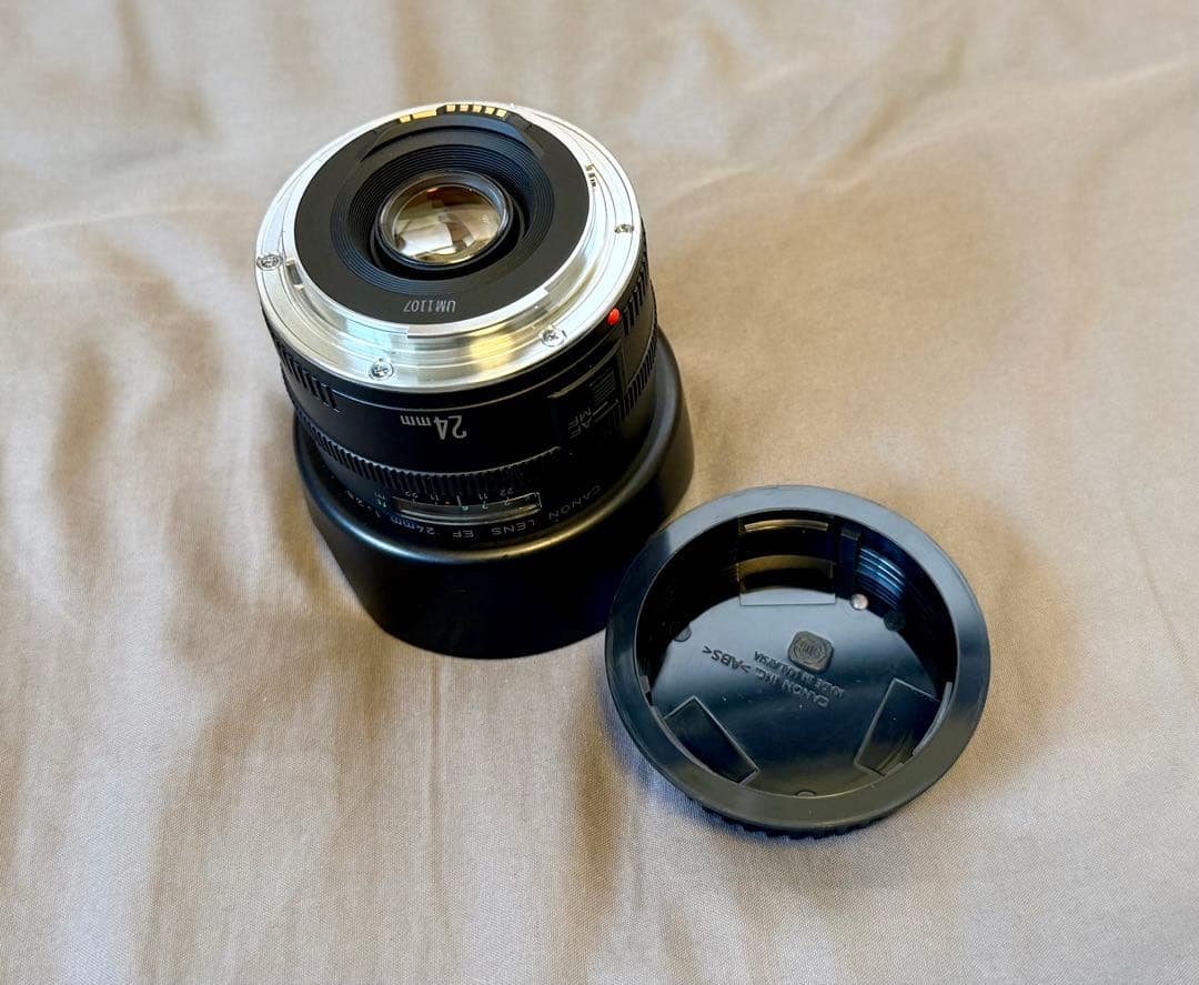 Canon EF 24mm f/2.8 レンズ　単焦点広角レンズ