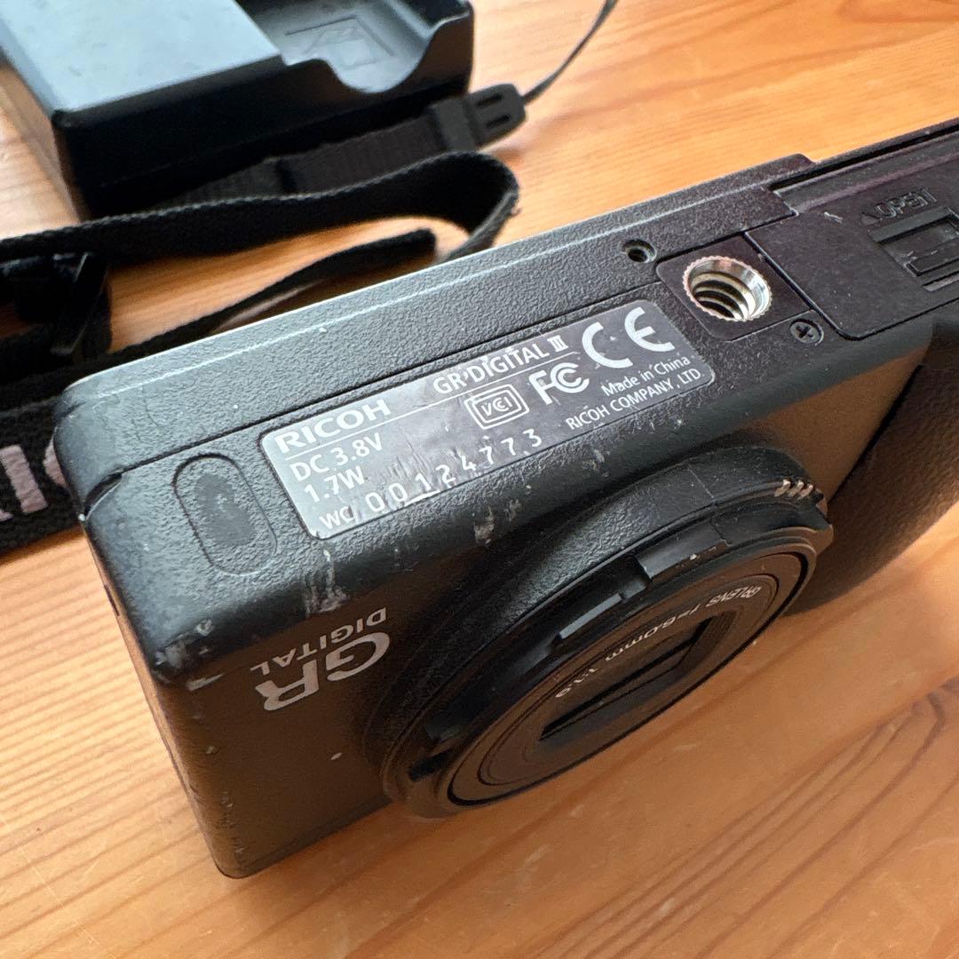 RICOH GR DIGITAL Ⅲコンパクトデジタルカメラ