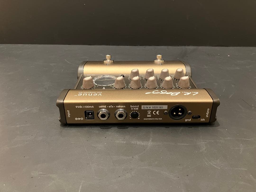 L.R. Baggs Venue アコースティックギター用プリアンプDI