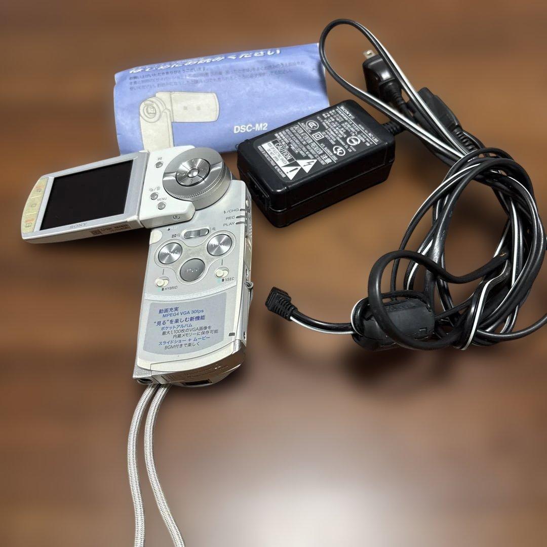 J*3様 美品　SONY サイバーショット DSC-M2 動作確認済