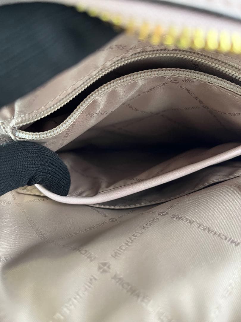 極美品✨MICHAEL KORS マイケルコース バックパック　リュック