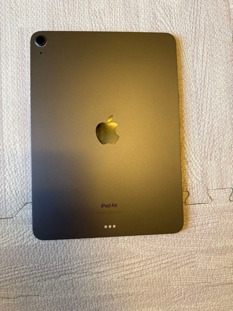 【美品】iPad Air第5世代10.9インチ256GBスペースグレイ付属品付き