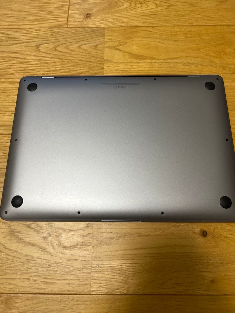 MacBook Air 13インチ　スペースグレー