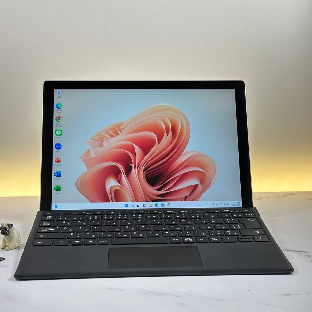 【美品】　Surface Pro7+ i5/8/128 Office