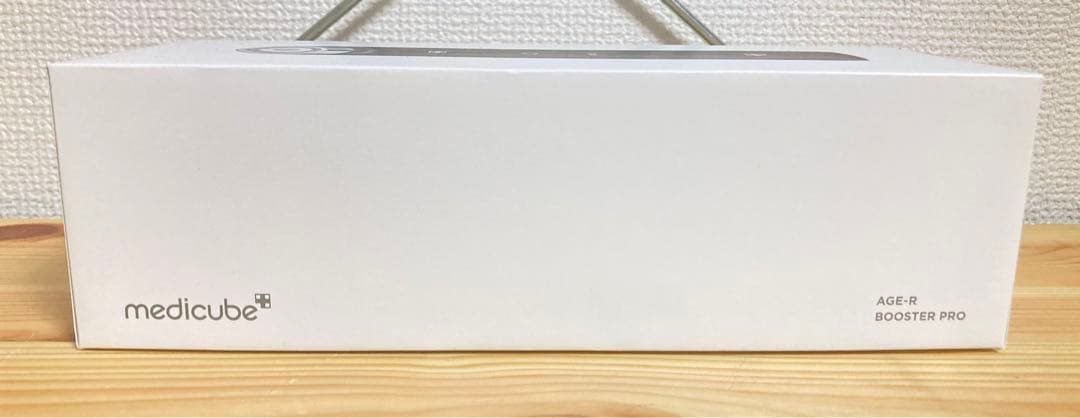 ☆超美品！ AGE-R ブースタープロ 美顔器 メディキューブ medicube