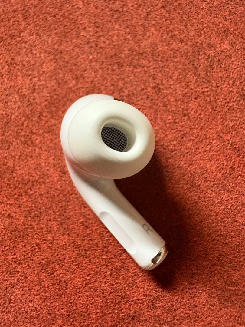【極美品】AirPods Pro 第二世代（右耳）動作確認済み
