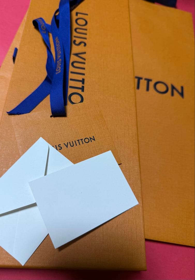 LOUIS VUITTON グレー チェック柄 ネクタイ