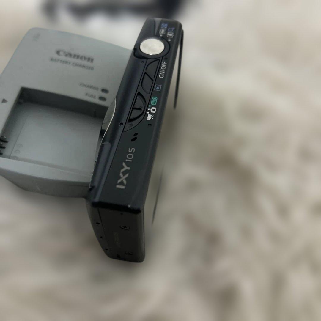 【美品】Canon IXY 10S ブラック　コンパクトデジタルカメラ