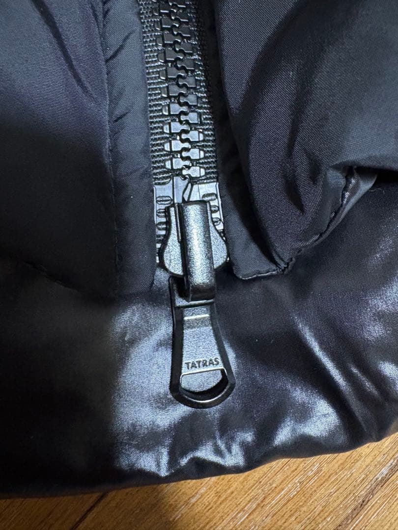 美品　TATRAS タトラス マーレ 02 ブラック