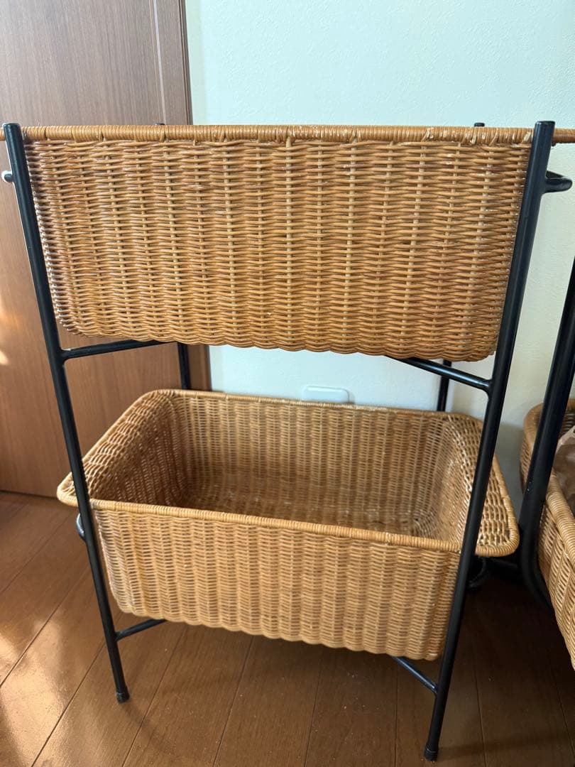 宇宙大帝さん専用！IDEE WALLABY BASKET STAND Black