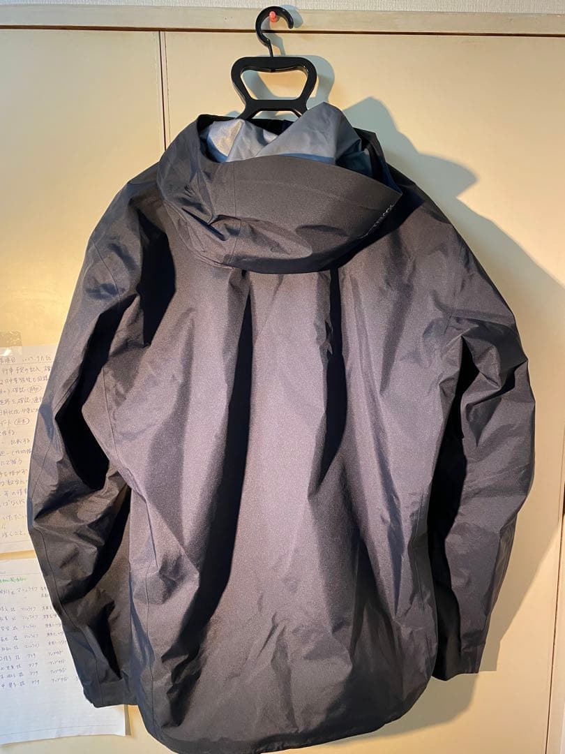 美品Arc'teryx アークテリクス　ベータSL
