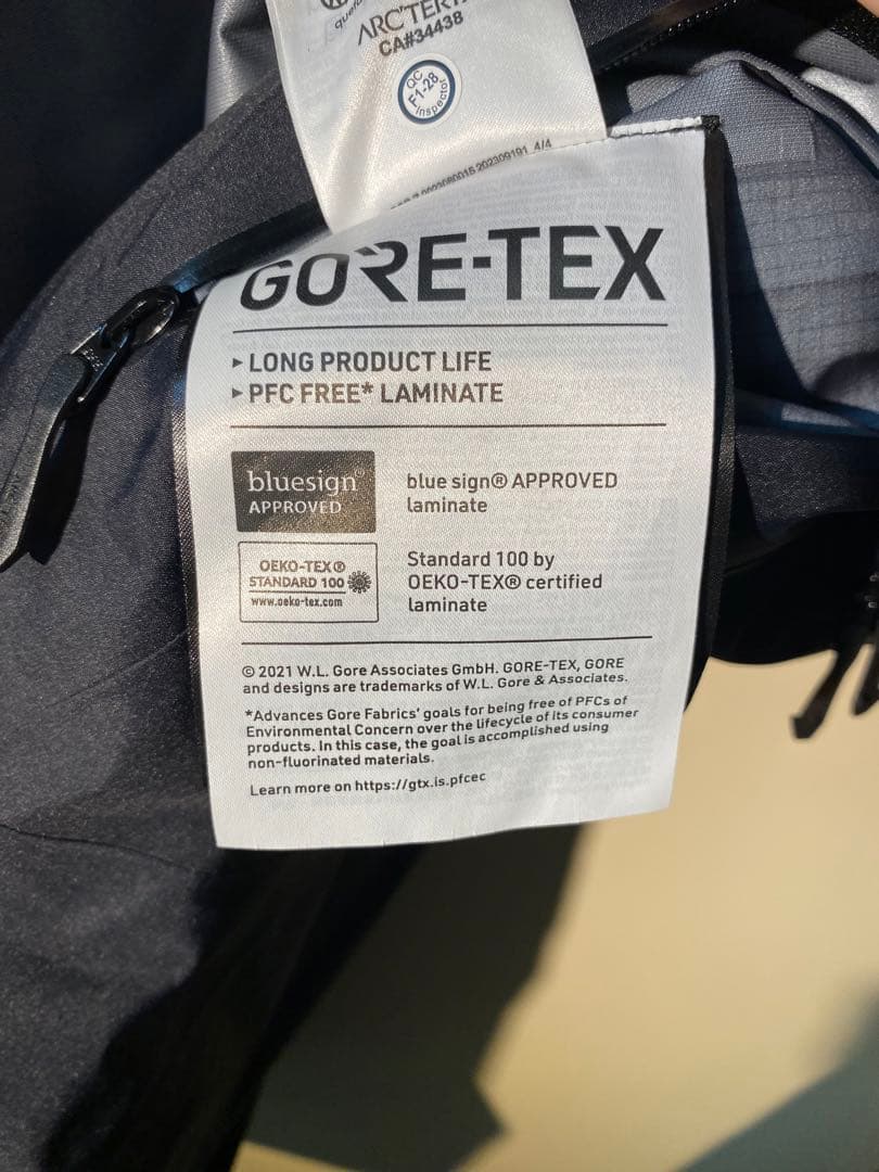 美品Arc'teryx アークテリクス　ベータSL