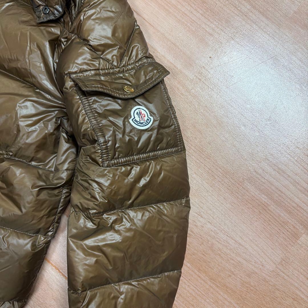 モンクレール　マヤ　ダウン