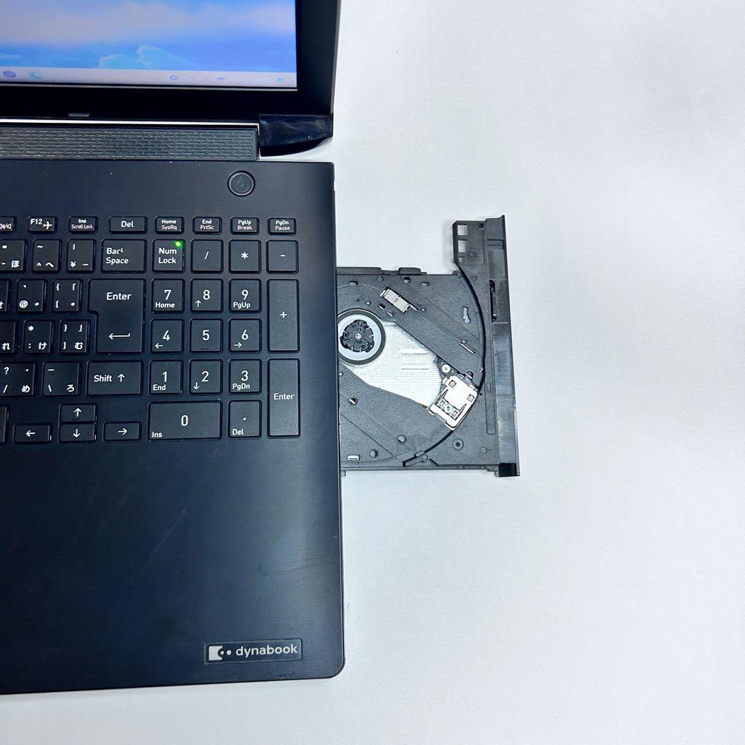【Corei7 × SSD512GB】dynabook｜テンキー・DVD搭載