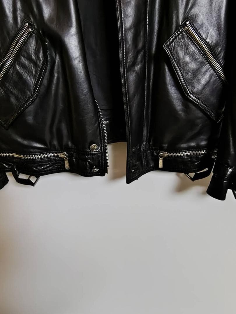 ヴェルサーチ　 皮ジャケット　レザーライダースジャケット