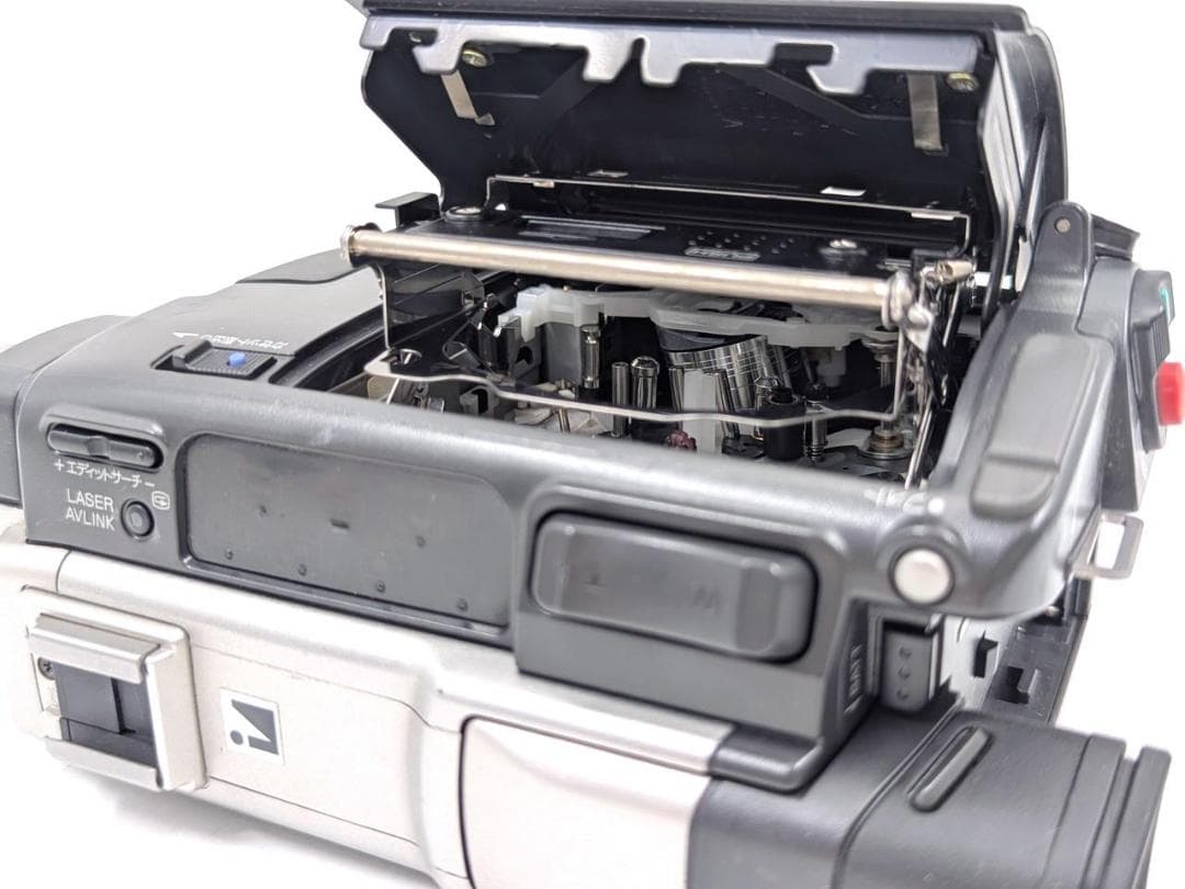 miniDVのダビングに！ SONY ビデオカメラ DCR-TRV9 04