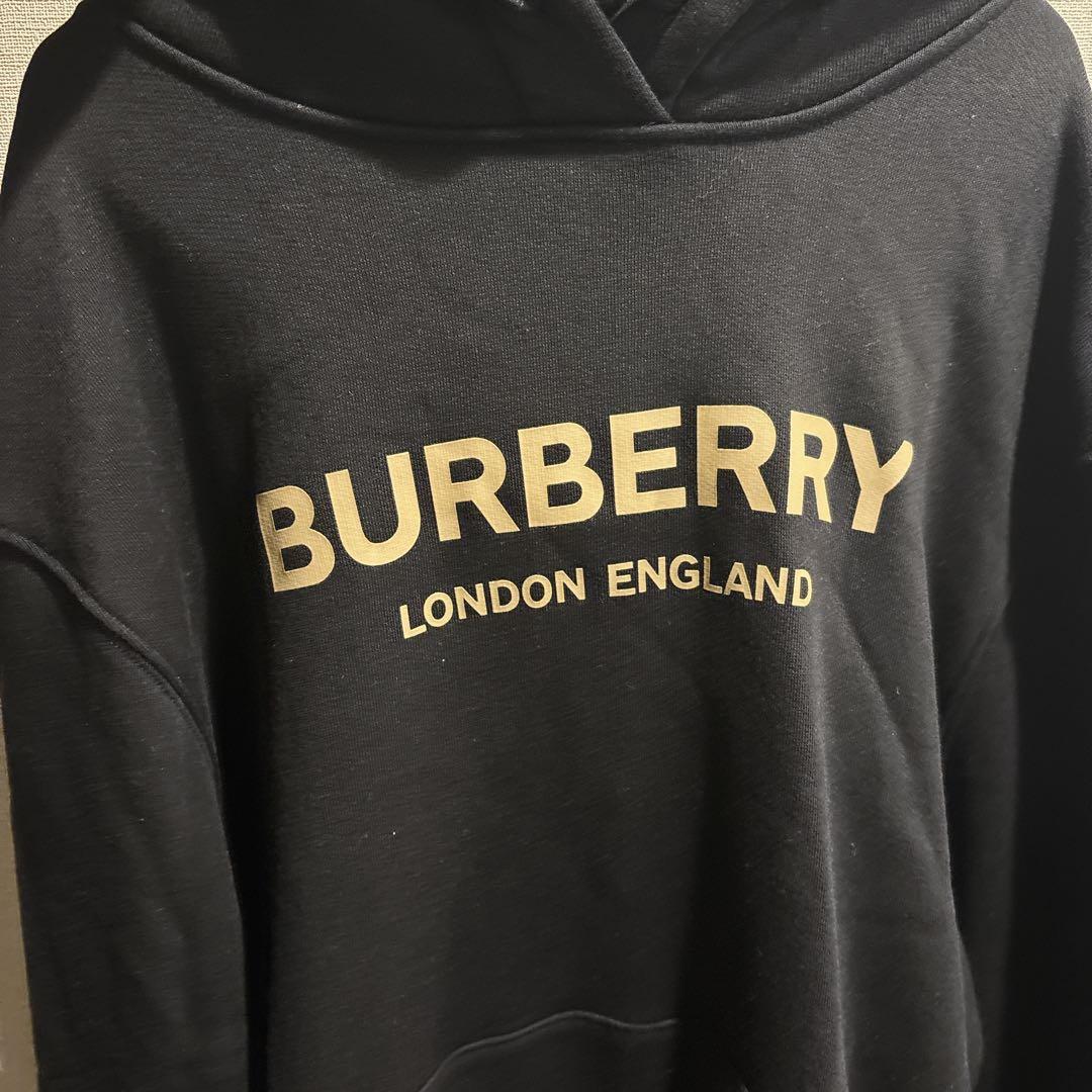BURBERRY バーバリー　ロゴ　パーカー　フード　ブラック