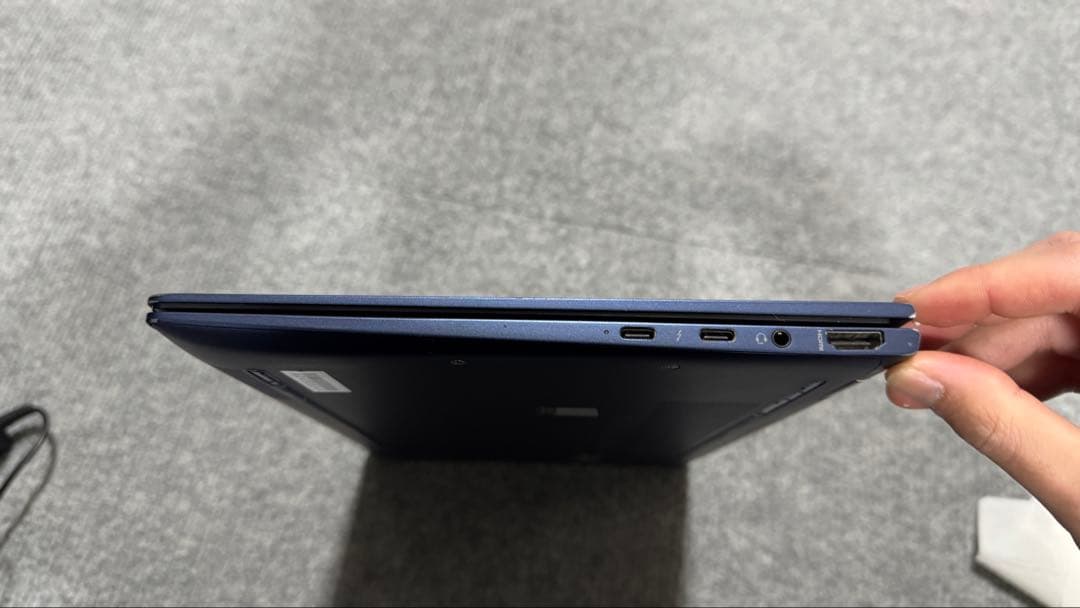 hp dragonfly i5-8265U メモリ8GB SSD256GB