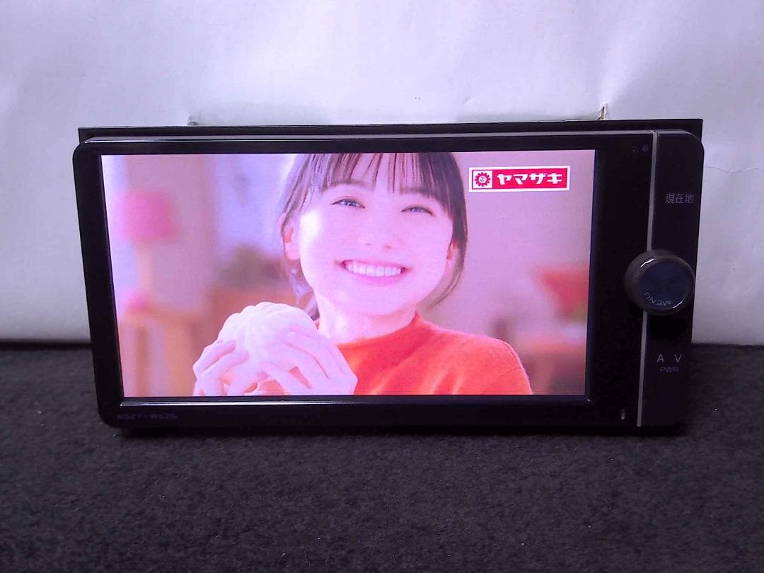 ダイハツ・トヨタ純正　NSZT-W62G　4X4フルセグ　Bt　DVD　CD録音