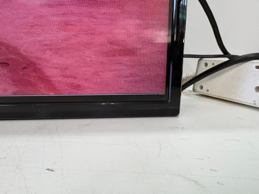 【美品】 液晶モニター　42インチ　電源　HDMI　D-Sub　高耐久　f956