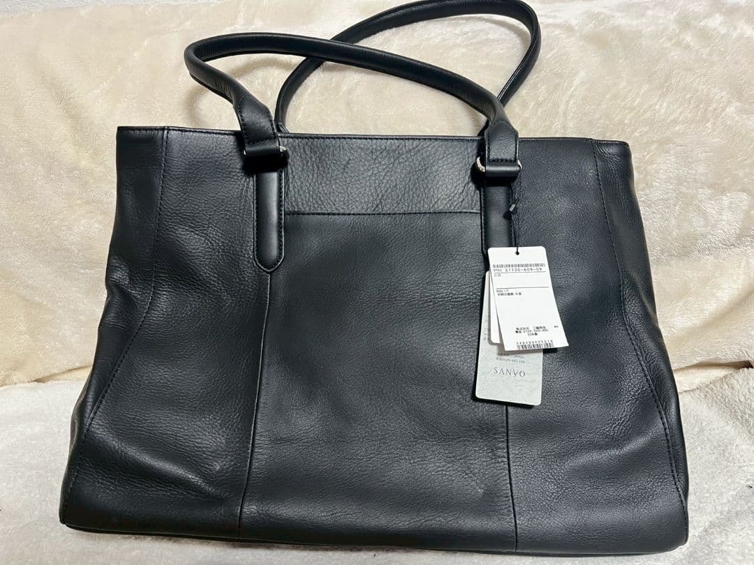 【美品】ブラックレーベル 　黒 　レザートートバッグ