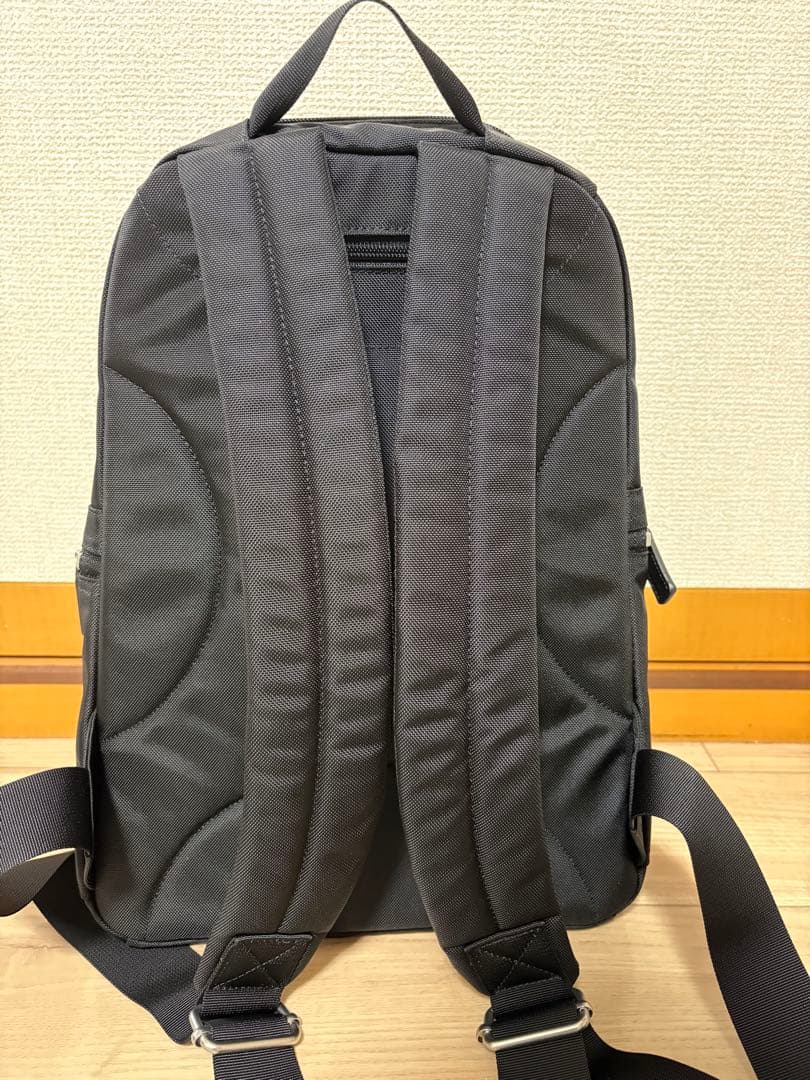 marimekko METRO ブラックリュック