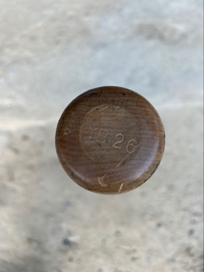 佐伯貴弘選手のバット