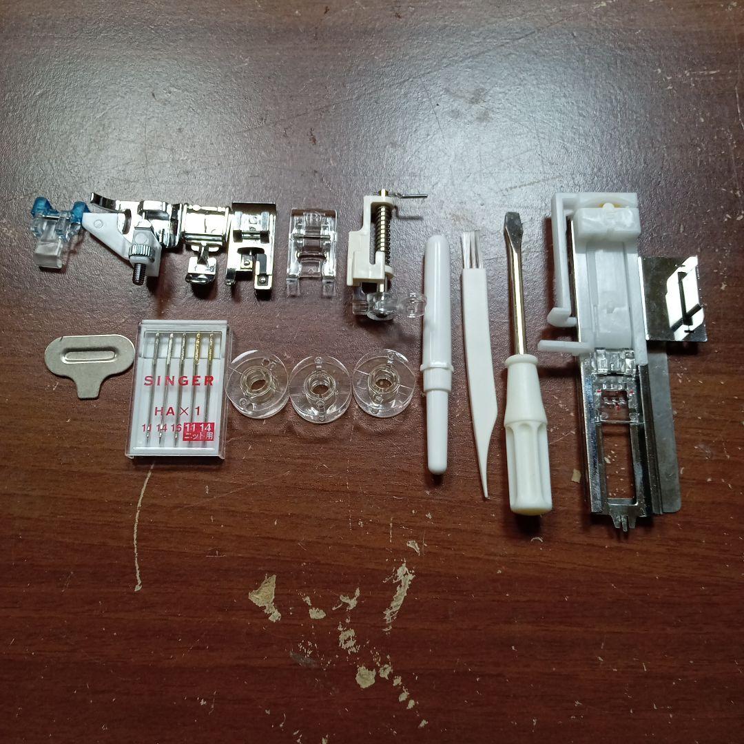 シンガーコンピュータミシン本体　リル　分解整備済み　美品　フット付き