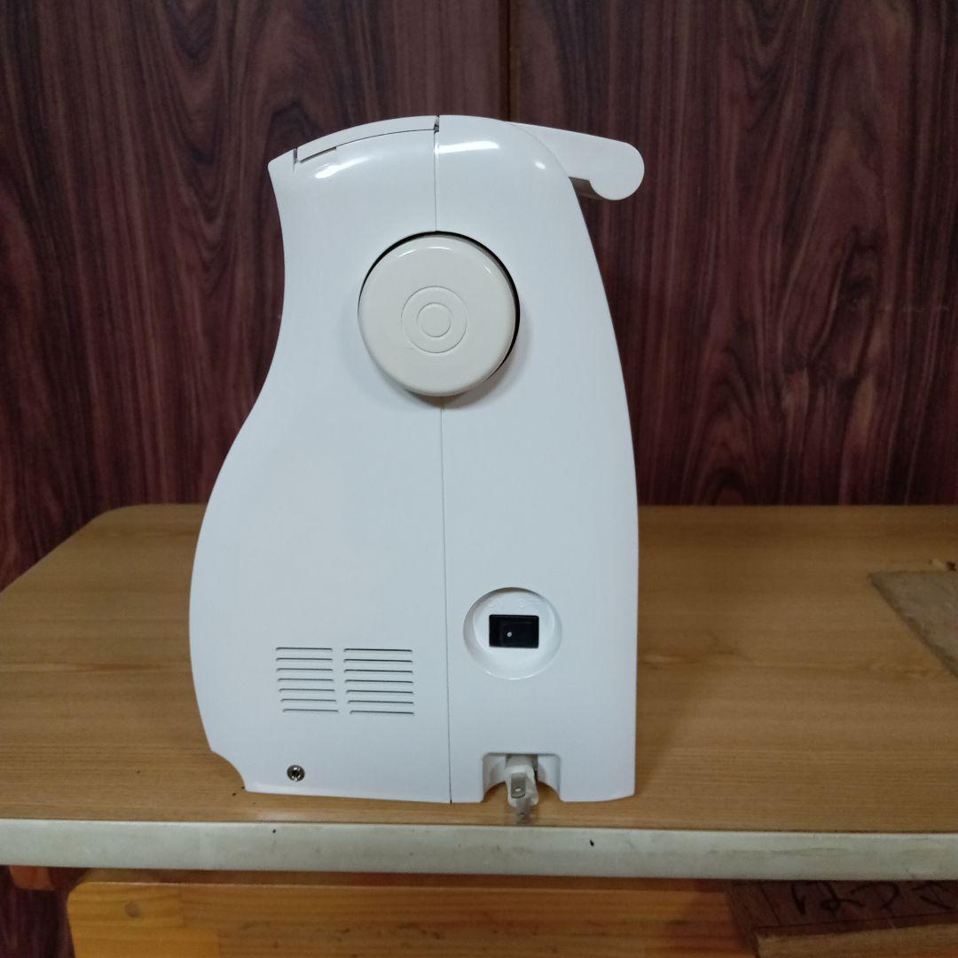 シンガーコンピュータミシン本体　リル　分解整備済み　美品　フット付き