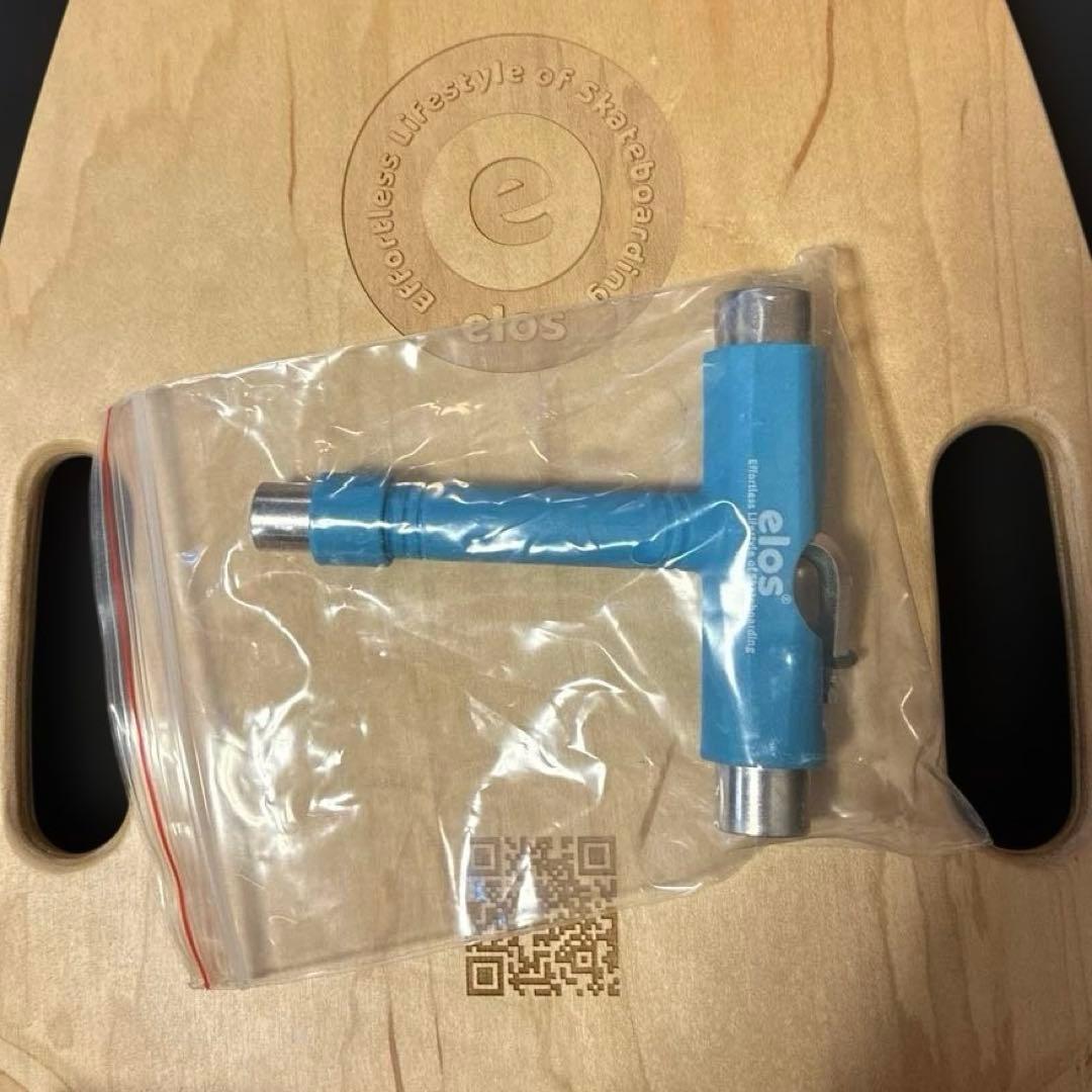 N*8様 未使用　Elos Skateboard バーチ材 エアロダイナミック