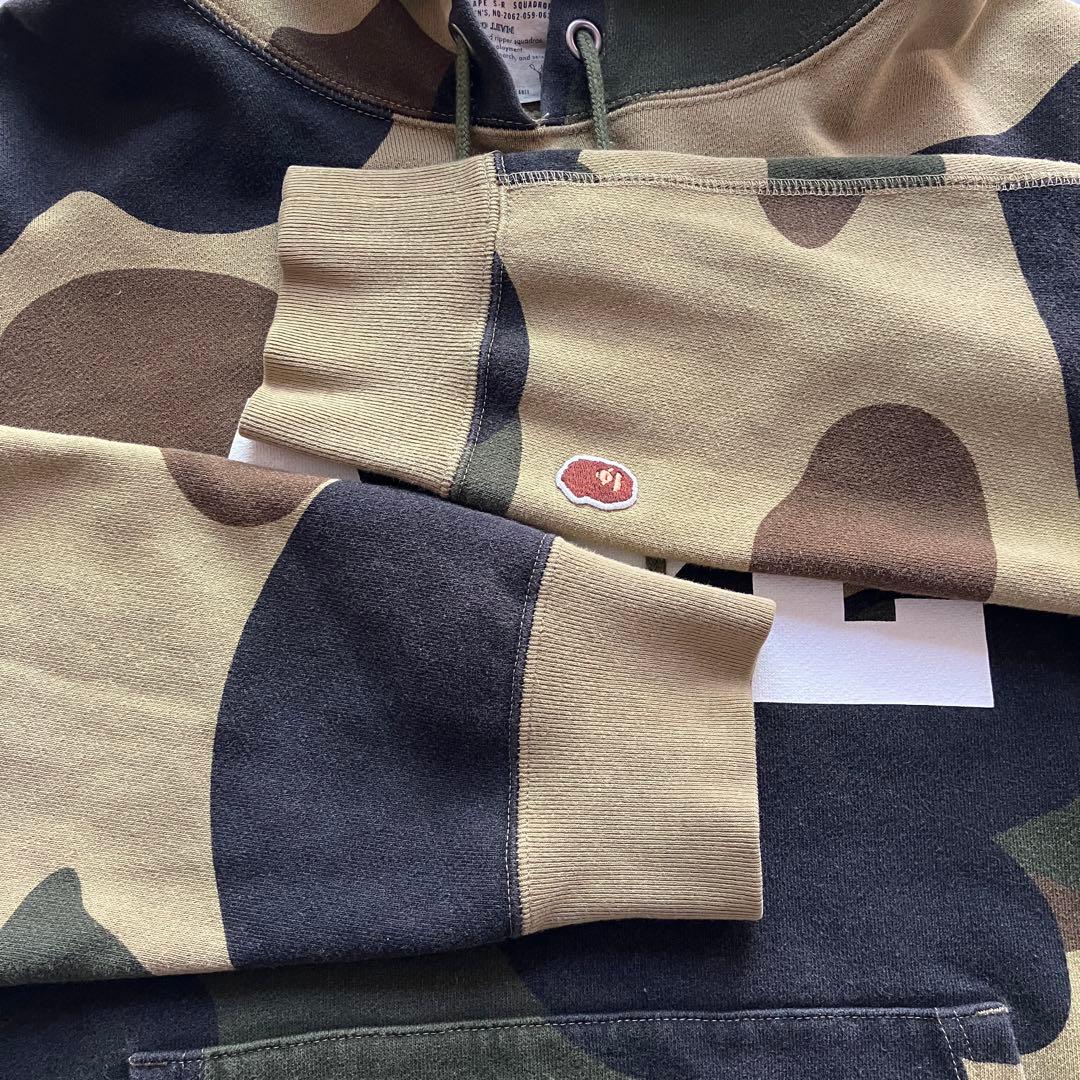 【美品】A BATHING APE 迷彩カモ パーカー L 日本製 APEロゴ