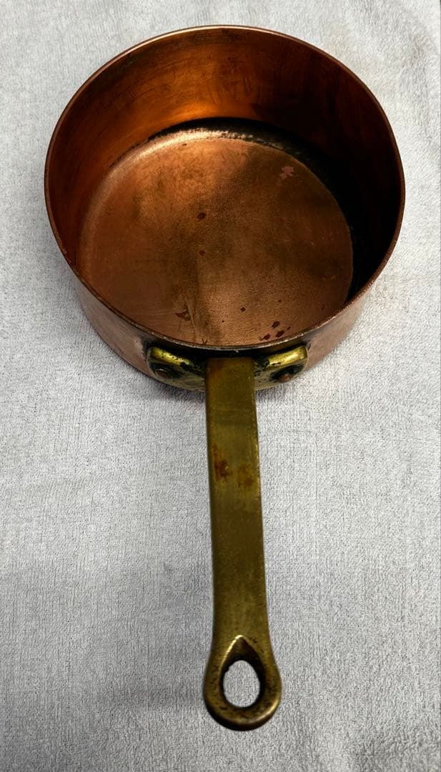 銅鍋　1.7kg以上　18cm 40年もの純度が高い 金属価格上昇中です